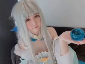 Đục trinh người yêu lớp 10 thích cosplay